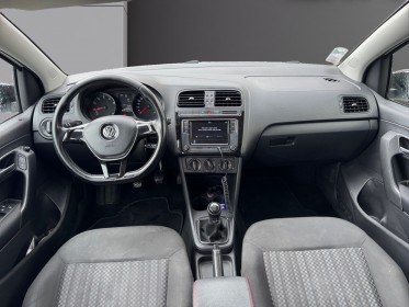 Volkswagen polo 1.0 60 trendline garantie 12 mois occasion simplicicar la ciotat simplicicar simplicibike france