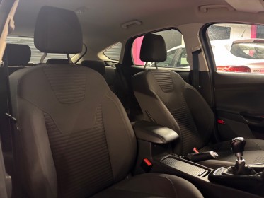 Ford focus sw 1.0 ecoboost 125 ss titanium garantie 12 mois radars de recul bluetooth gps occasion simplicicar...