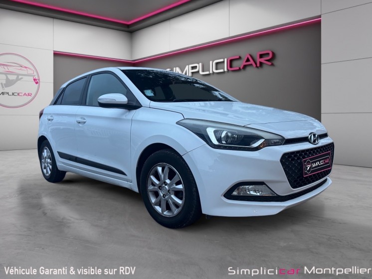 Hyundai i20 1.2l 84ch garantie 12 mois occasion montpellier (34) simplicicar simplicibike france
