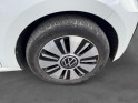 Volkswagen e-up! 2.0 electrique  1ere main suivi constructeur occasion simplicicar lille  simplicicar simplicibike france