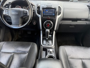 Isuzu d-max crew cab 1.9 4x4 bva quasar cuir caméra garantie 12 mois occasion simplicicar lunel simplicicar simplicibike...