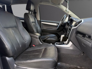 Isuzu d-max crew cab 1.9 4x4 bva quasar cuir caméra garantie 12 mois occasion simplicicar lunel simplicicar simplicibike...