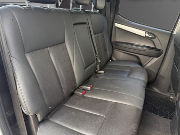 Isuzu d-max crew cab 1.9 4x4 bva quasar cuir caméra garantie 12 mois occasion simplicicar lunel simplicicar simplicibike...