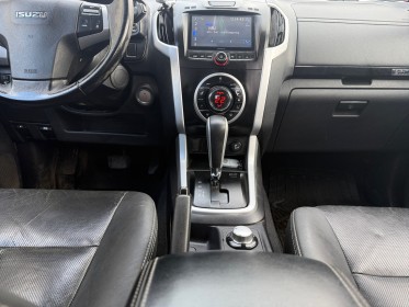 Isuzu d-max crew cab 1.9 4x4 bva quasar cuir caméra garantie 12 mois occasion simplicicar lunel simplicicar simplicibike...