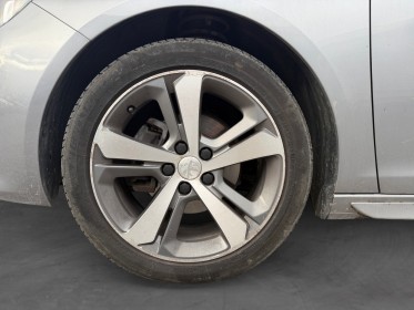 Peugeot 308 bluehdi 130ch gt line - caméra de recul - carplay - régulateur - feux led occasion simplicicar salon de...