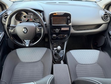 Renault clio iv business dci 90 energy eco2 business 82g garantie 12 mois occasion simplicicar lyon nord simplicicar...
