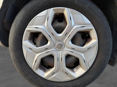 Renault clio iv business dci 90 energy eco2 business 82g garantie 12 mois occasion simplicicar lyon nord simplicicar...