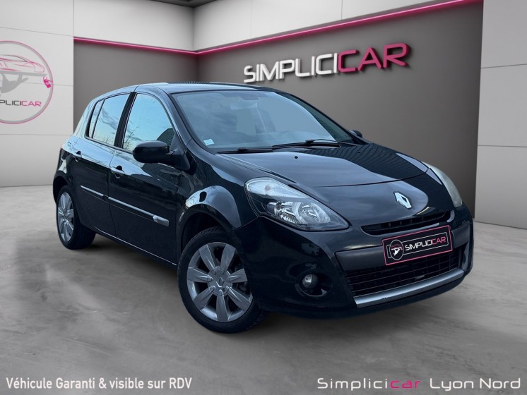 Renault clio iii dci 85 eco2 tom tom edition garantie 12 mois occasion simplicicar lyon nord simplicicar simplicibike france