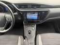Toyota auris business hybride 136h - dynamic business -  1er main - suivi toyota complet - occasion simplicicar toulon est...