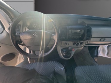 Renault trafic fourgon gn 2.0 dci 115 l1h1 1200 kg grand confort bvr occasion simplicicar livry gargan simplicicar...