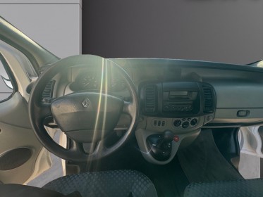 Renault trafic fourgon gn 2.0 dci 115 l1h1 1200 kg grand confort bvr occasion simplicicar livry gargan simplicicar...
