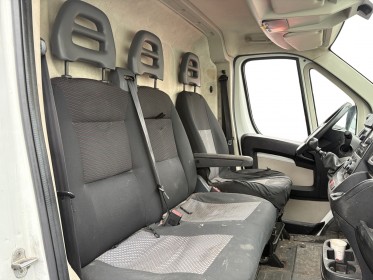 Peugeot boxer fourgon vitre 335 l2h2 2.0 bluehdi 130ch ss pro/ radar ar occasion simplicicar orgeval  simplicicar...