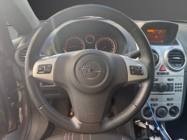 Opel corsa 1.2 - 85 ch twinport 150ème anniversaire très bon état garantie 12 mois occasion simplicicar le raincy...