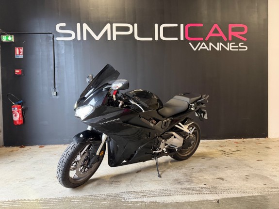 Honda vfr 800, poignées chauffantes, échappement sc project, garantie 12 mois occasion scl 56 - simplicicar vannes...