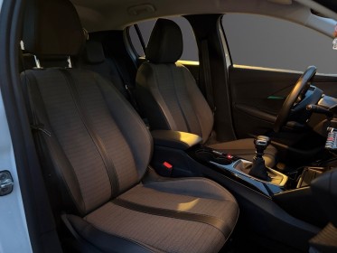 Peugeot 208 puretech 100 ss bvm6 allure  virtual cockpit 3d  applecarplay  courroie neuve  garantie 12 mois occasion...