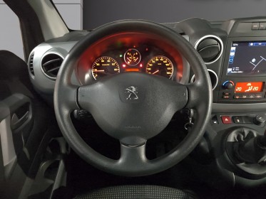 Peugeot partner tepee 1.6 hdi 100ch style attelage carplay caméra garantie 12 mois occasion simplicicar saint-jean...