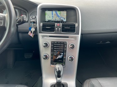 Volvo xc60 signature edition geartronic a d4 190 ch occasion avignon (84) simplicicar simplicibike france