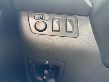 Dacia spring expression. navigation gps, caméra de recul. garantie 12 mois occasion simplicicar marignane  simplicicar...