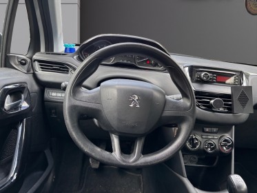 Peugeot 208 affaire 1.6 bluehdi 75 bvm5 premium pac, radar ar, bluetooth audio, garantie 12 mois occasion simplicicar...