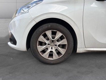 Peugeot 208 affaire 1.6 bluehdi 75 bvm5 premium pac, radar ar, bluetooth audio, garantie 12 mois occasion simplicicar...