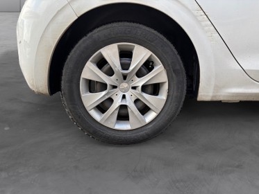 Peugeot 208 affaire 1.6 bluehdi 75 bvm5 premium pac, radar ar, bluetooth audio, garantie 12 mois occasion simplicicar...