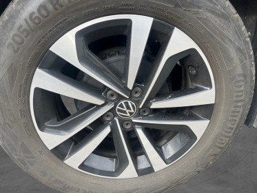 Volkswagen t-cross 1.0 tsi 95 start/stop bvm5 united - faible kms - carplay - garantie 12 mois occasion simplicicar lyon nord...