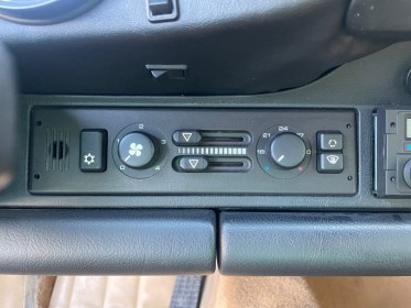 Porsche 911 964 3.6 250 ch carrera 2 / entretien à jour / garanti 12 mois occasion simplicicar royan simplicicar...