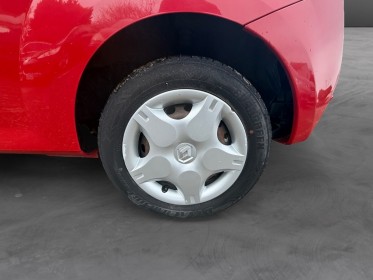 Renault twingo ii 1.2 16v 75 eco2 dynamiquepremiere main occasion avignon (84) simplicicar simplicibike france