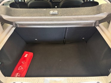 Dacia sandero tce 90 e6 stepway ambiance garantie 12 mois moteur à chaîne occasion simplicicar amiens  simplicicar...