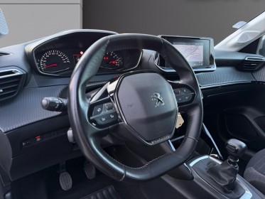 Peugeot 208 business hdi 100 bvm6 active business 1ere main entretien concession tva récupérable apple carplay android auto...