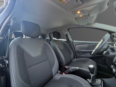 Renault clio iv tce 90 energy zen garantie 12 mois occasion montreuil (porte de vincennes)(75) simplicicar simplicibike france