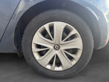 Renault clio iv tce 90 energy zen garantie 12 mois occasion montreuil (porte de vincennes)(75) simplicicar simplicibike france