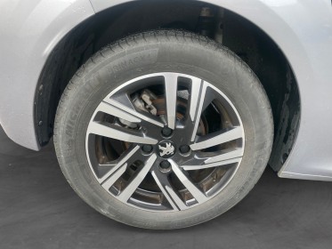 Peugeot 208 bluehdi 100 ss bvm6 roadtrip garantie 12 mois occasion simplicicar limoges  simplicicar simplicibike france