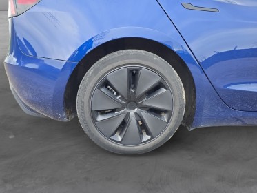 Tesla model 3 highland grande autonomie rwd révisée garantie constructeur 1ère main toit panoramique sièges chauffants...