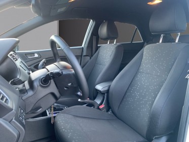 Hyundai i20 1.0 t-gdi 100 dct-7 intuitive -bi ton - carplay - caméra de recul - clim - garantie 12 mois europe occasion...