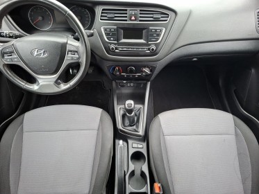 Hyundai i20 1.2 75 initia garantie 12 mois garantie 12 mois occasion simplicicar villepinte simplicicar simplicibike france