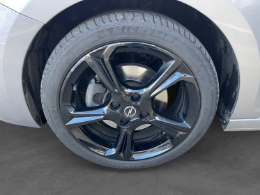 Opel corsa turbo gs line  sieges chauffants  / garantie 12 mois occasion simplicicar la fleche simplicicar simplicibike france