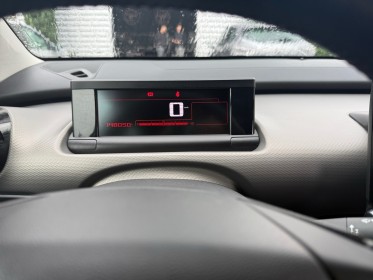 Citroen c4 cactus bluehdi 100 bvm feel - carplay- radar ar - entretien à jour - garantie occasion simplicicar salon de...