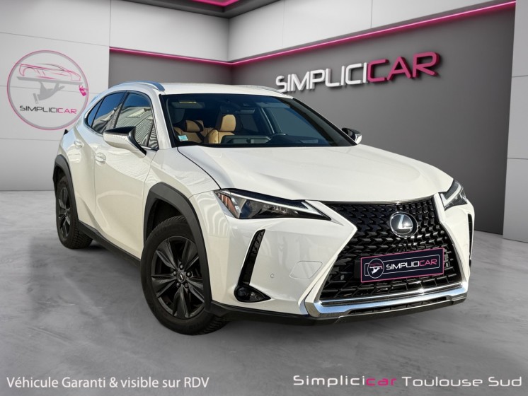 Lexus ux 250h hybride 2wd mc luxe apple carplay keyless virtual cokpit camera de recul interieur cuir garantie lexus...