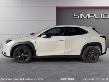Lexus ux 250h hybride 2wd mc luxe apple carplay keyless virtual cokpit camera de recul interieur cuir garantie lexus...