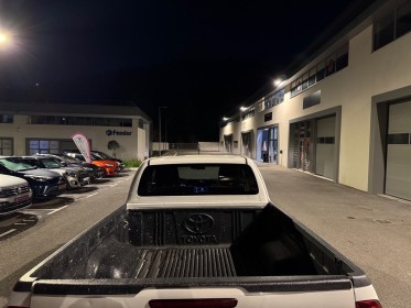 Toyota hilux x-tra cabine my20 4wd 2.4l 150 d-4d legende pack confort premiere main origine france entretien complet toyota...