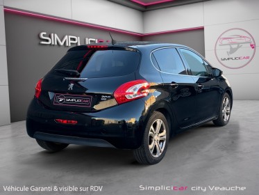 Peugeot 208 1.6 e-hdi 92 féline /distri ok/ toit pano/ radar arr occasion simplicicar veauche simplicicar simplicibike france