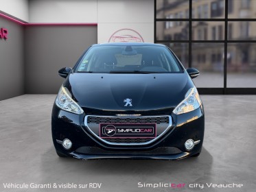 Peugeot 208 1.6 e-hdi 92 féline /distri ok/ toit pano/ radar arr occasion simplicicar veauche simplicicar simplicibike france