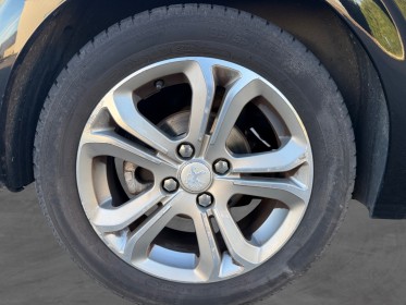 Peugeot 208 1.6 e-hdi 92 féline /distri ok/ toit pano/ radar arr occasion simplicicar veauche simplicicar simplicibike france