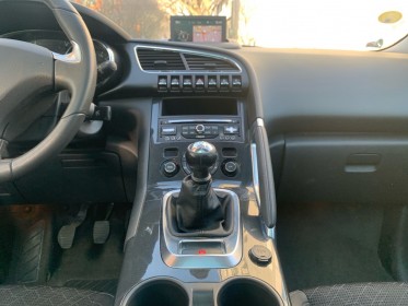 Peugeot 3008 1.6 hdi 115ch fap bvm6 allure premiere main toit panoramique garantie 12 mois occasion montreuil (porte de...