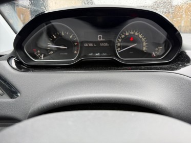Peugeot 208 business luehdi 100ch ss bvm6 active business  applecarplay  radar de recul  garantie 12 mois occasion...