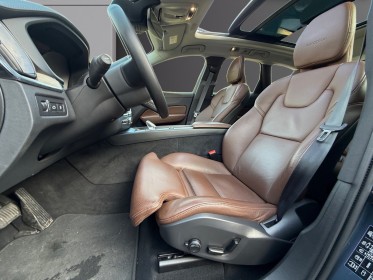 Volvo xc60 t8 twin engine 303 ch  87 ch geartronic 8 inscription - garantie 12mois - carnet d'entretien - toit ouvrant -......