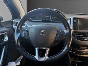 Peugeot 2008 bluehdi 100ch ss bvm5 allure occasion cannes (06) simplicicar simplicibike france