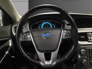 Volvo v40 t2 122 momentum - garantie 12 mois occasion parc voitures beauvais simplicicar simplicibike france