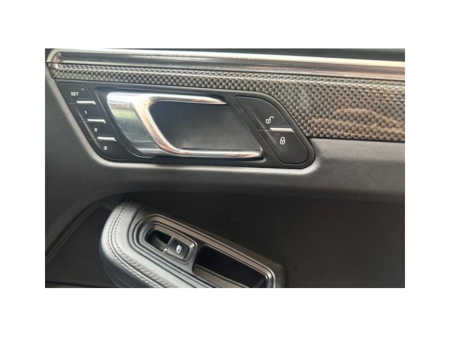 PORSCHE d'occasion MACAN 3.6 400 TURBO de 2015 Nice (06)﻿
